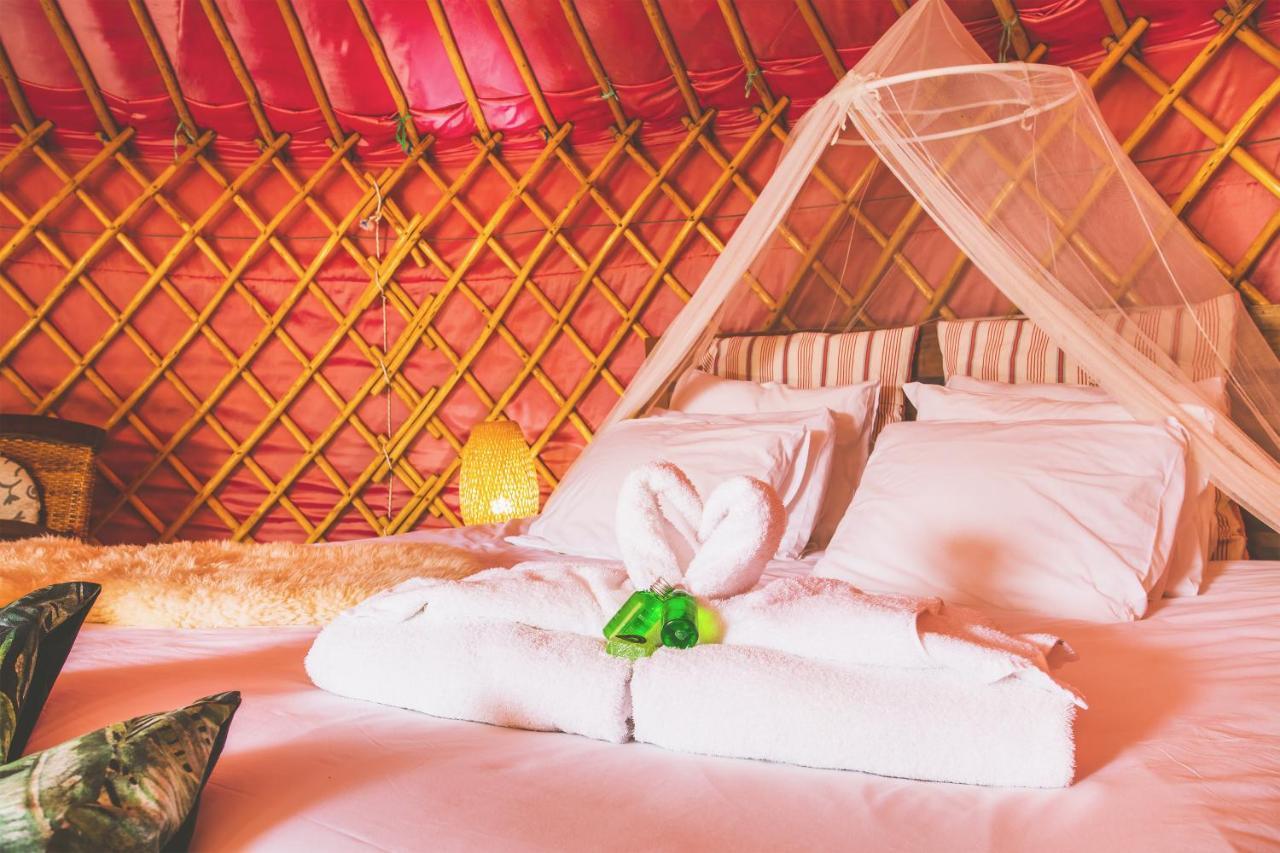 Finca De Arrieta Village - Yurts And Stone Cottages - Shared Pool - Walking Distance To Arrieta Beach - Off Grid Tabayesco Exterior foto