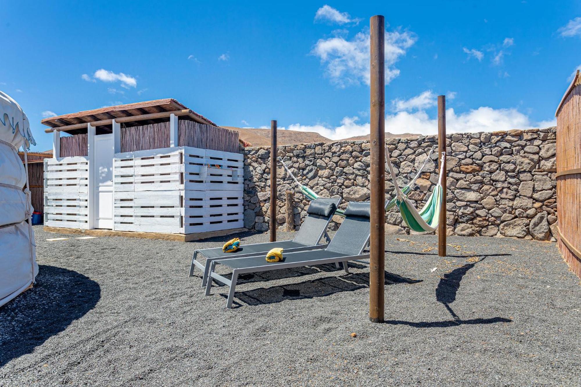 Finca De Arrieta Village - Yurts And Stone Cottages - Shared Pool - Walking Distance To Arrieta Beach - Off Grid Tabayesco Exterior foto