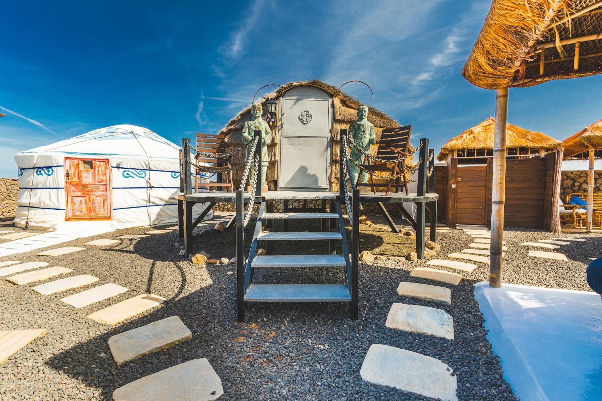 Finca De Arrieta Village - Yurts And Stone Cottages - Shared Pool - Walking Distance To Arrieta Beach - Off Grid Tabayesco Exterior foto